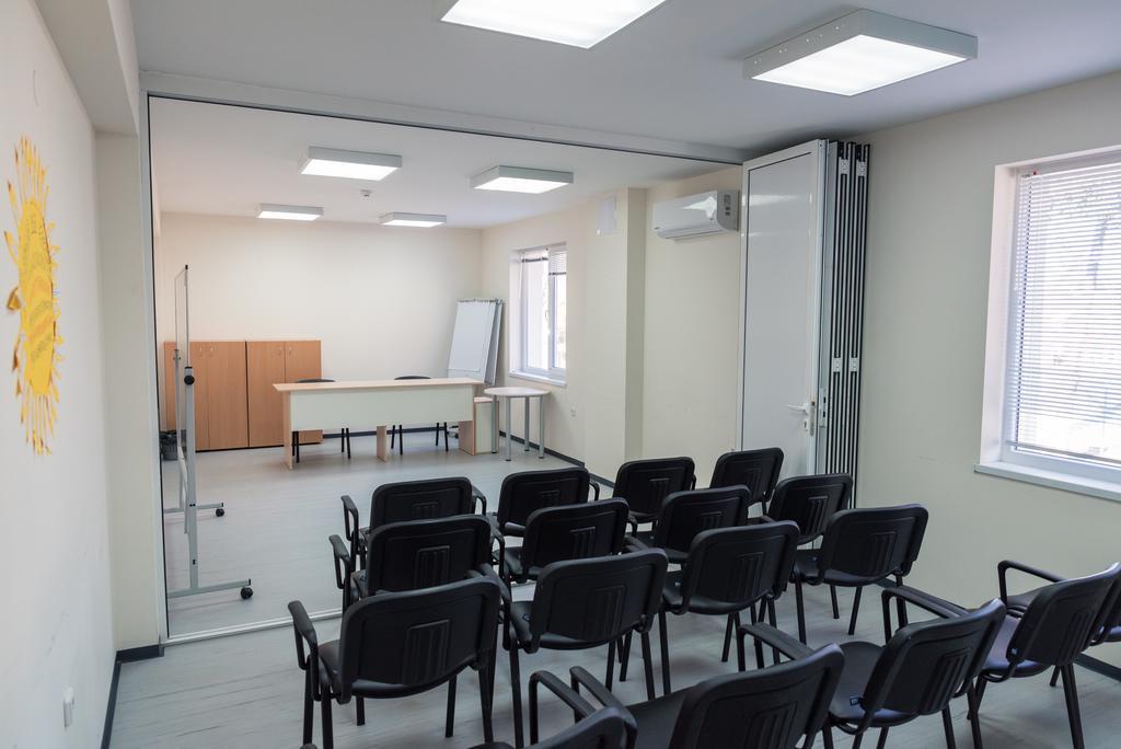 Youth Centre Пловдив Экстерьер фото